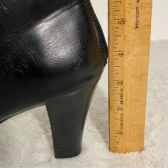 Aerosoles Gum Drop Black Faux Leather Ankle Booties Women’s Size 9.5M - Picture 9 of 11